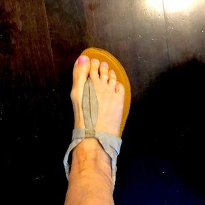 Cute flat gap sandals